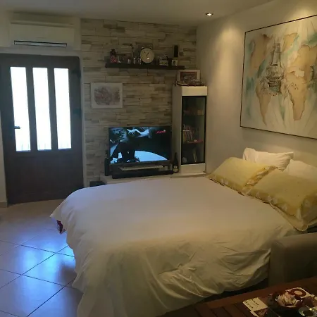Guest house Apartman Sonja 2 *