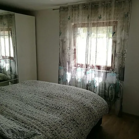 בית הארחה Apartman Sonja 2 *